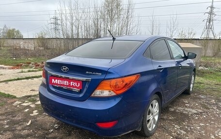Hyundai Solaris II рестайлинг, 2011 год, 730 000 рублей, 5 фотография