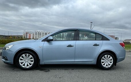 Chevrolet Cruze II, 2009 год, 699 999 рублей, 4 фотография