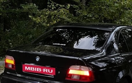 BMW 5 серия, 2001 год, 650 000 рублей, 3 фотография