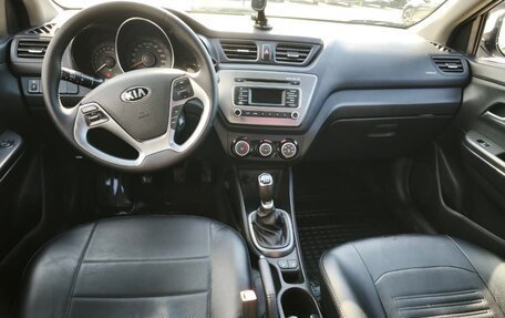 KIA Rio III рестайлинг, 2016 год, 960 000 рублей, 3 фотография