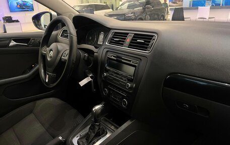 Volkswagen Jetta VI, 2012 год, 1 060 000 рублей, 11 фотография