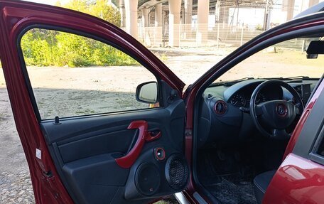 Renault Sandero I, 2012 год, 700 000 рублей, 13 фотография