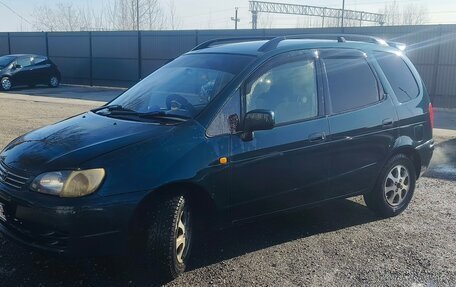 Toyota Corolla Spacio II, 1997 год, 450 000 рублей, 2 фотография