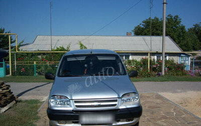 Chevrolet Niva I рестайлинг, 2004 год, 170 000 рублей, 1 фотография