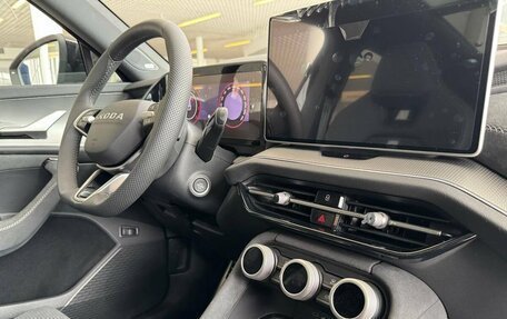 Skoda Kodiaq, 2025 год, 5 700 000 рублей, 17 фотография