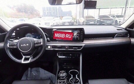 KIA K5, 2022 год, 2 200 000 рублей, 6 фотография