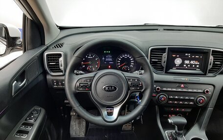 KIA Sportage IV рестайлинг, 2018 год, 1 920 000 рублей, 13 фотография