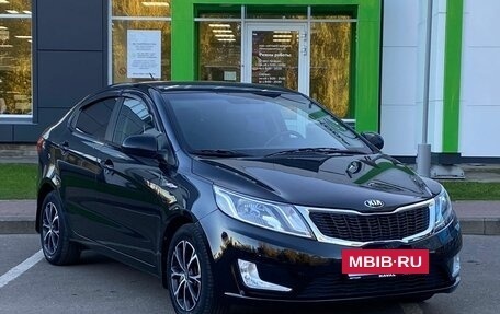 KIA Rio III рестайлинг, 2014 год, 980 000 рублей, 3 фотография