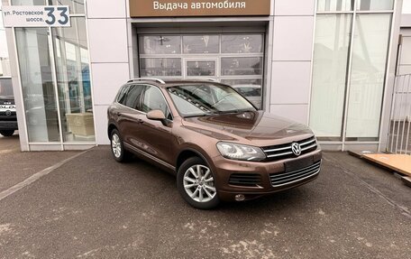 Volkswagen Touareg III, 2013 год, 1 890 000 рублей, 3 фотография