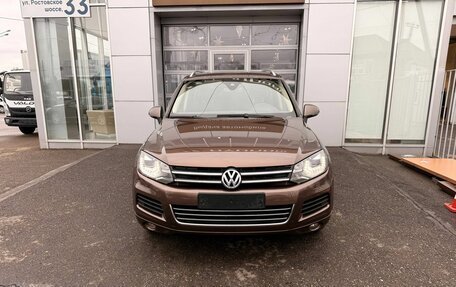 Volkswagen Touareg III, 2013 год, 1 890 000 рублей, 2 фотография