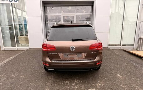 Volkswagen Touareg III, 2013 год, 1 890 000 рублей, 6 фотография