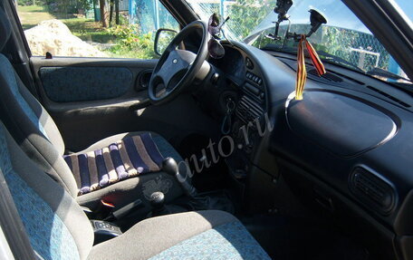 Chevrolet Niva I рестайлинг, 2004 год, 170 000 рублей, 9 фотография