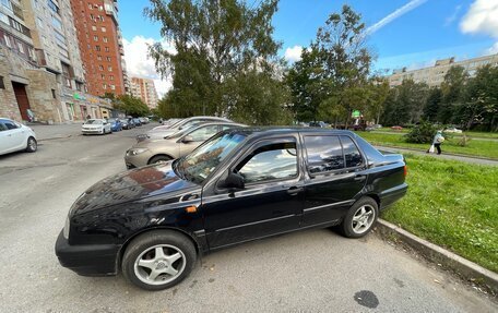 Volkswagen Vento, 1995 год, 260 000 рублей, 3 фотография