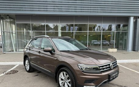 Volkswagen Tiguan II, 2017 год, 2 413 000 рублей, 3 фотография