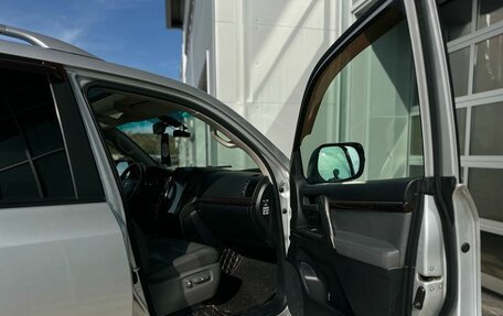 Toyota Land Cruiser 200, 2008 год, 2 045 000 рублей, 18 фотография