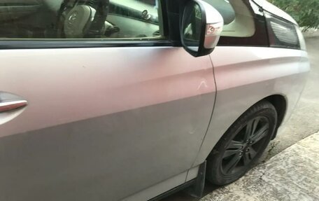 Mazda Biante, 2010 год, 1 000 000 рублей, 6 фотография