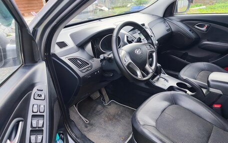 Hyundai ix35 I рестайлинг, 2012 год, 970 000 рублей, 11 фотография