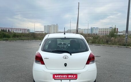 Toyota Vitz, 2009 год, 600 000 рублей, 14 фотография
