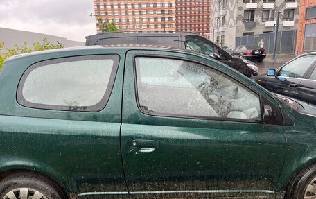 Toyota Yaris I рестайлинг, 2000 год, 270 000 рублей, 2 фотография