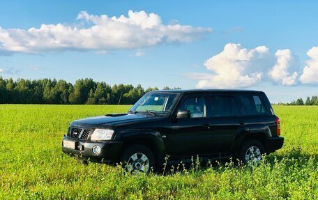 Nissan Patrol, 2004 год, 1 600 000 рублей, 2 фотография