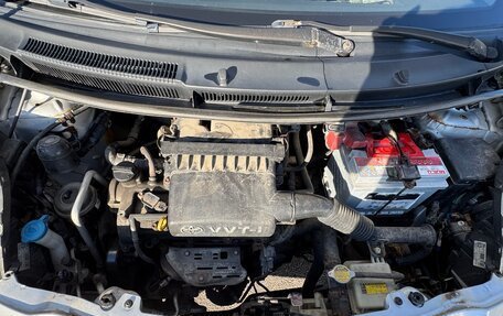 Toyota Yaris III рестайлинг, 2007 год, 515 000 рублей, 17 фотография