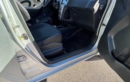 Toyota Yaris III рестайлинг, 2007 год, 515 000 рублей, 8 фотография