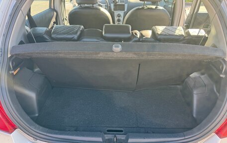 Toyota Yaris III рестайлинг, 2007 год, 515 000 рублей, 20 фотография