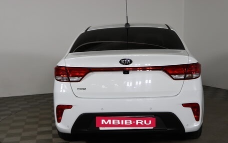 KIA Rio IV, 2018 год, 1 329 990 рублей, 6 фотография