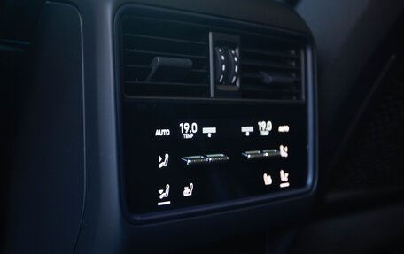 Porsche Cayenne III, 2023 год, 24 900 000 рублей, 9 фотография