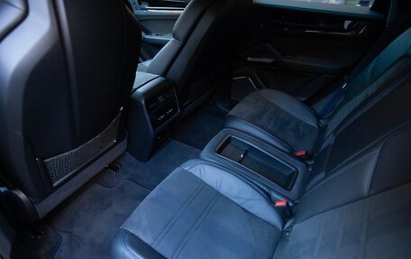 Porsche Cayenne III, 2023 год, 24 900 000 рублей, 8 фотография