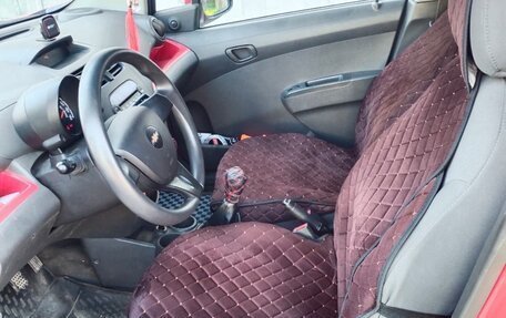 Chevrolet Spark III, 2011 год, 610 000 рублей, 4 фотография