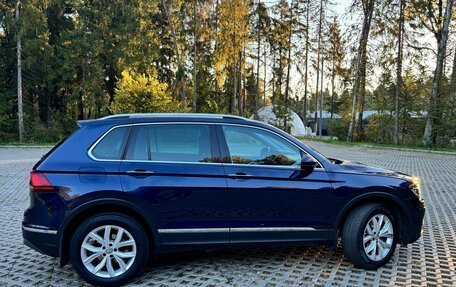 Volkswagen Tiguan II, 2017 год, 2 690 000 рублей, 2 фотография