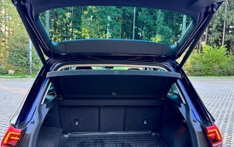 Volkswagen Tiguan II, 2017 год, 2 690 000 рублей, 4 фотография