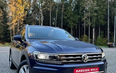 Volkswagen Tiguan II, 2017 год, 2 690 000 рублей, 18 фотография