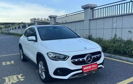 Mercedes-Benz GLA, 2021 год, 1 820 000 рублей, 1 фотография