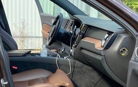 Volvo XC60 II, 2021 год, 5 800 000 рублей, 6 фотография
