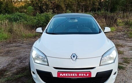 Renault Megane III, 2012 год, 790 000 рублей, 2 фотография