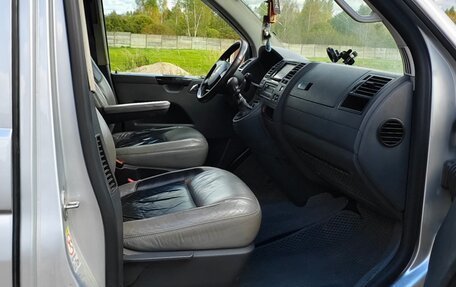 Volkswagen Caravelle T5, 2007 год, 1 100 000 рублей, 7 фотография