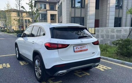 Mercedes-Benz GLA, 2021 год, 1 820 000 рублей, 4 фотография