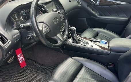 Infiniti Q50 I рестайлинг, 2015 год, 2 100 000 рублей, 8 фотография