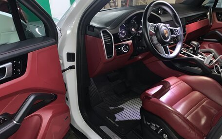 Porsche Cayenne III, 2018 год, 5 950 000 рублей, 10 фотография