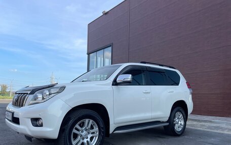 Toyota Land Cruiser Prado 150 рестайлинг 2, 2011 год, 2 350 000 рублей, 3 фотография