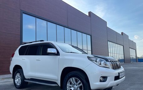Toyota Land Cruiser Prado 150 рестайлинг 2, 2011 год, 2 350 000 рублей, 2 фотография