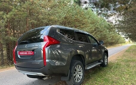 Mitsubishi Pajero Sport III рестайлинг, 2018 год, 2 780 000 рублей, 3 фотография