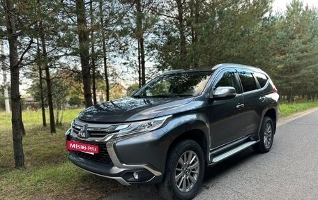 Mitsubishi Pajero Sport III рестайлинг, 2018 год, 2 780 000 рублей, 2 фотография