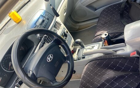 Hyundai Sonata VI, 2005 год, 550 000 рублей, 7 фотография