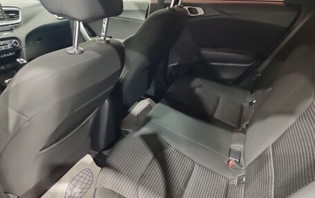 KIA cee'd III, 2018 год, 1 500 000 рублей, 18 фотография