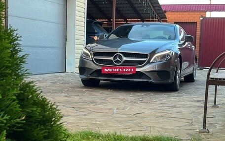 Mercedes-Benz CLS, 2016 год, 2 350 000 рублей, 23 фотография