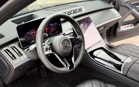 Mercedes-Benz S-Класс, 2024 год, 18 000 000 рублей, 6 фотография