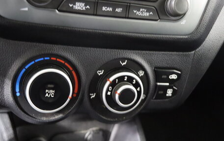 KIA Rio III рестайлинг, 2014 год, 869 990 рублей, 15 фотография